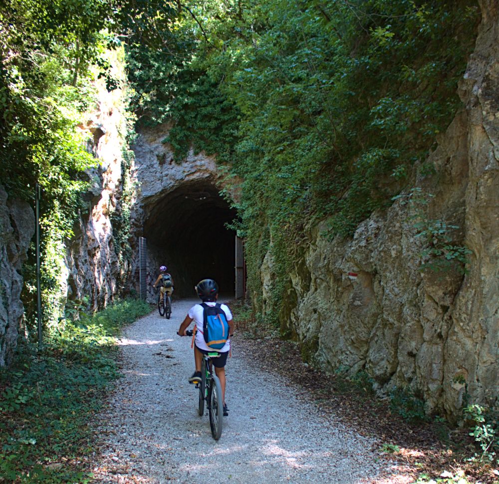 Einfahrt zum Cortaccione Tunnel