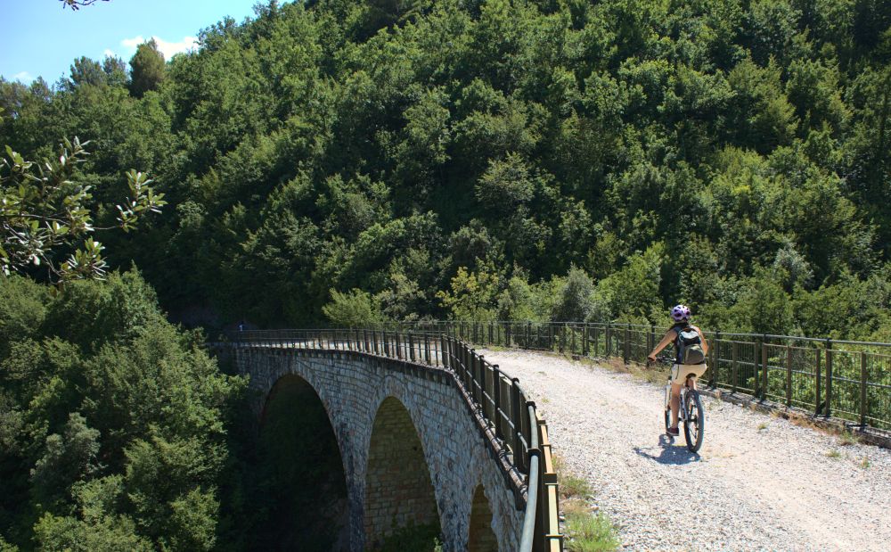 Einer der Vielen Viadukte des Spoleto-Norcia Radwegs