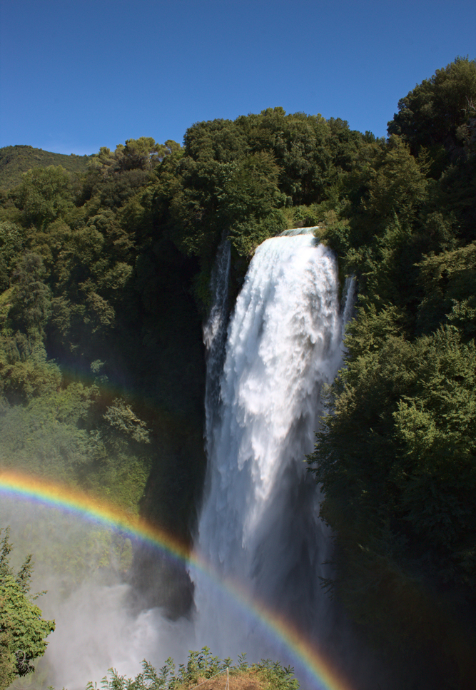 Cascata delle Marmore Wasserfall vom oberen Aussichtspunkt Specola Pio VI