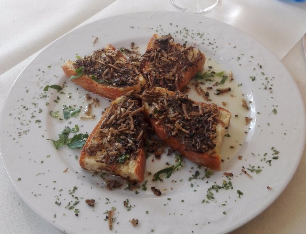 Noch ein Klassiker aus der Küche in Umbrien ist die Bruschetta al Tartufo (Trüffelbruschetta)